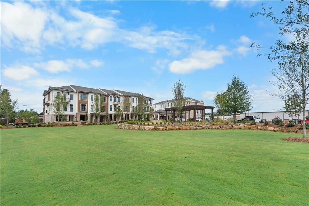 Alpharetta, GA 30009,126 IveyBrooke LN #68