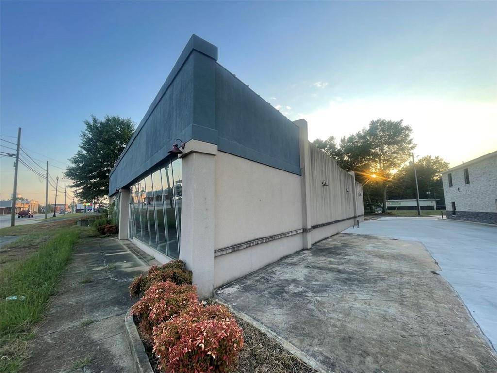 Fort Valley, GA 31030,215 N CAMELLIA BLVD