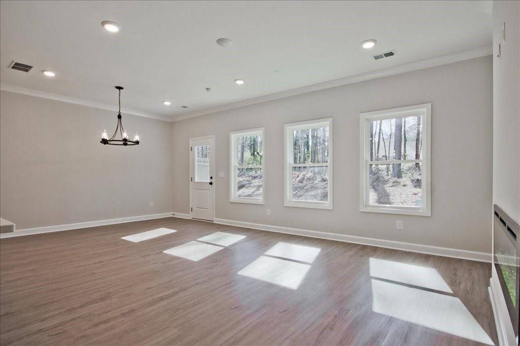 Lawrenceville, GA 30043,687 Sunstone LN
