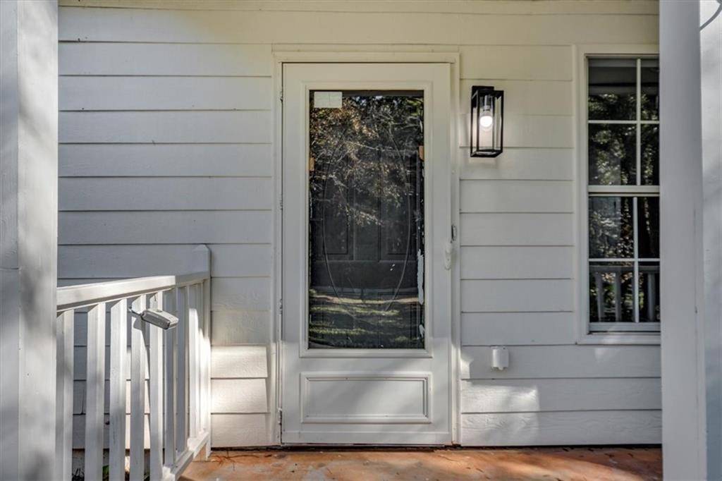 Newnan, GA 30263,765 E Newnan RD