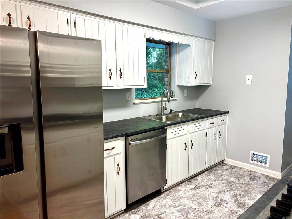 Atlanta, GA 30345,2214 Dogwood LN NE