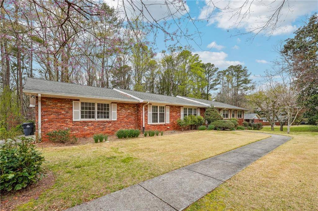 Acworth, GA 30101,5140 Lakewood DR