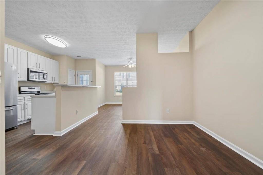 Flowery Branch, GA 30542,6575 Above Tide PL