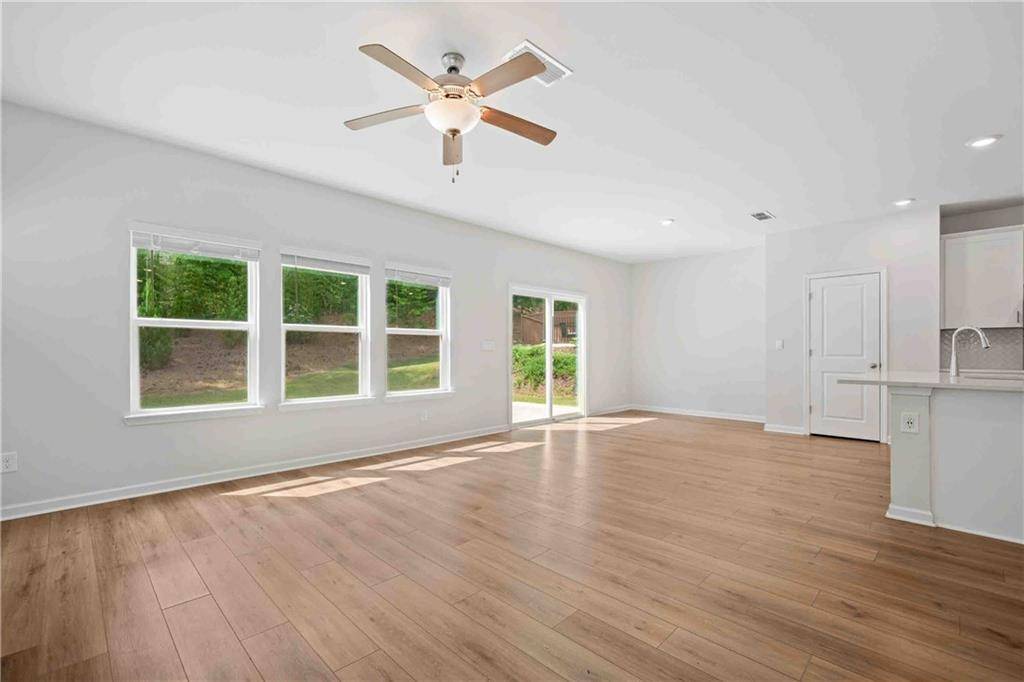 Canton, GA 30114,279 Wells CIR