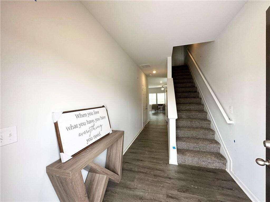 Milledgeville, GA 31061,318 Oakwood DR NW #102