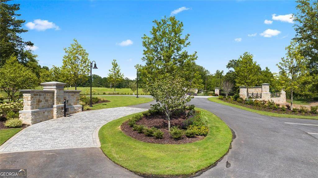 Milton, GA 30004,2033 Magnolia LN