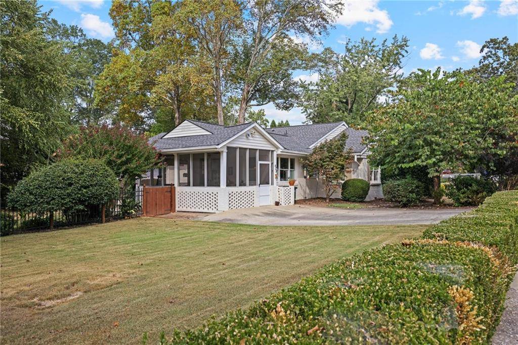 Marietta, GA 30060,425 Freyer DR NE