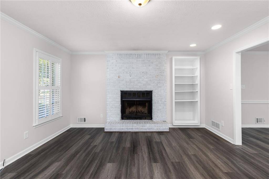 Lawrenceville, GA 30046,396 Windsor Farms DR