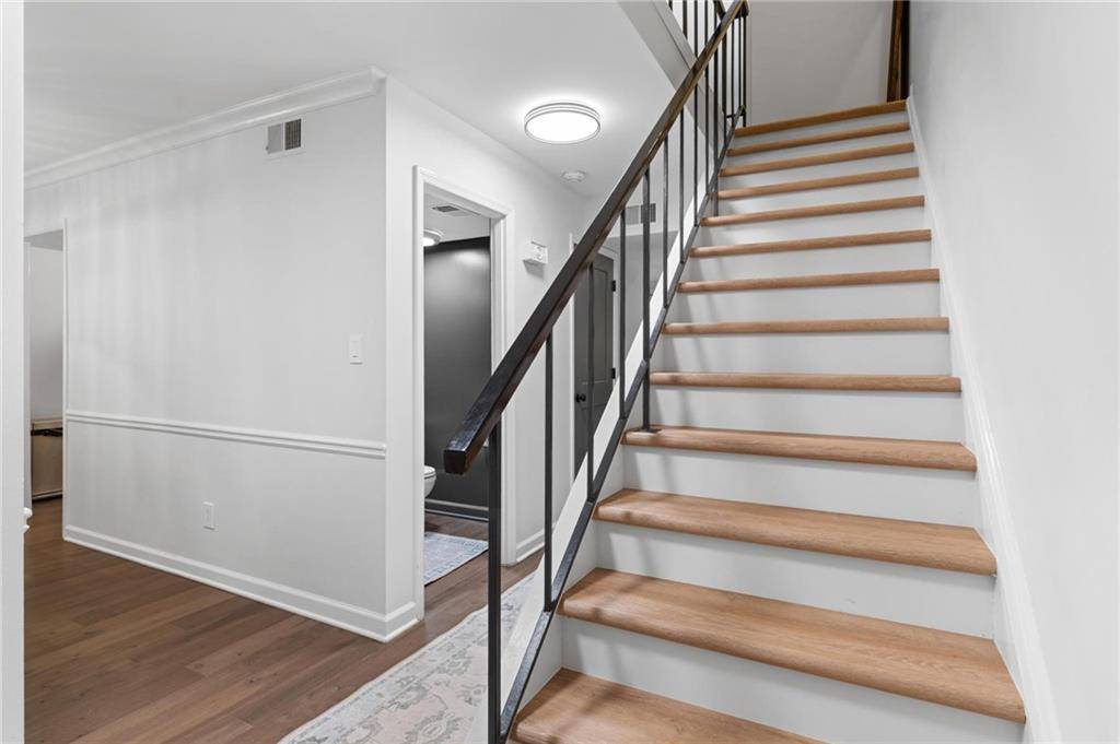 Atlanta, GA 30342,33 Ivy TRL NE