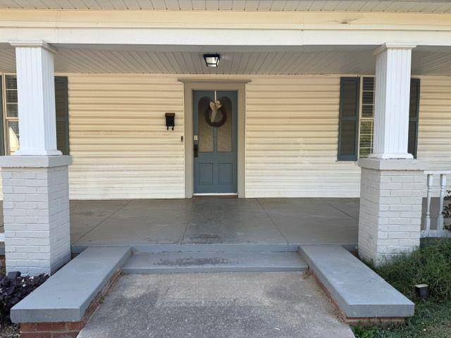Adairsville, GA 30103,320 S MAIN ST