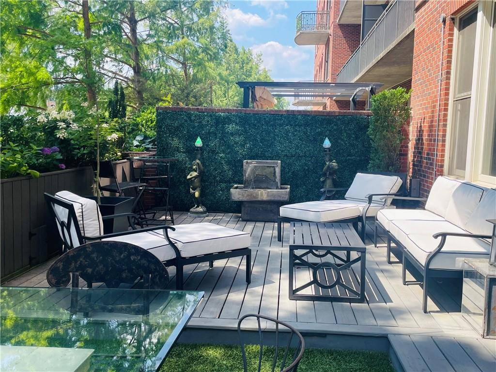 Atlanta, GA 30305,3180 Mathieson Drive #502