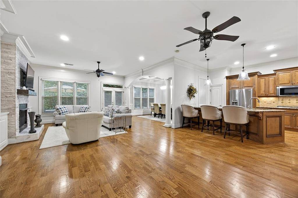Johns Creek, GA 30097,6273 CLAPHAM LN