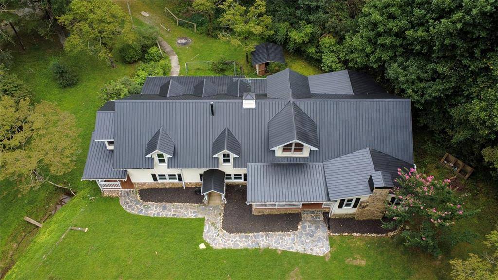 Ellijay, GA 30536,1030 Hefner Lake RD