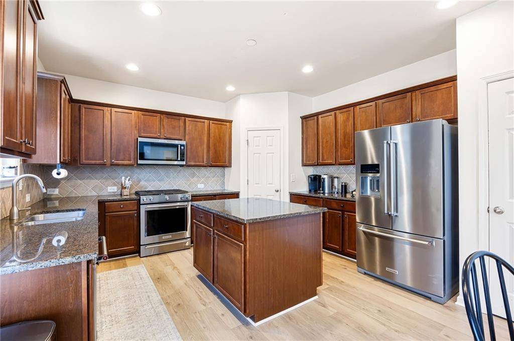 Woodstock, GA 30188,141 Bevington LN