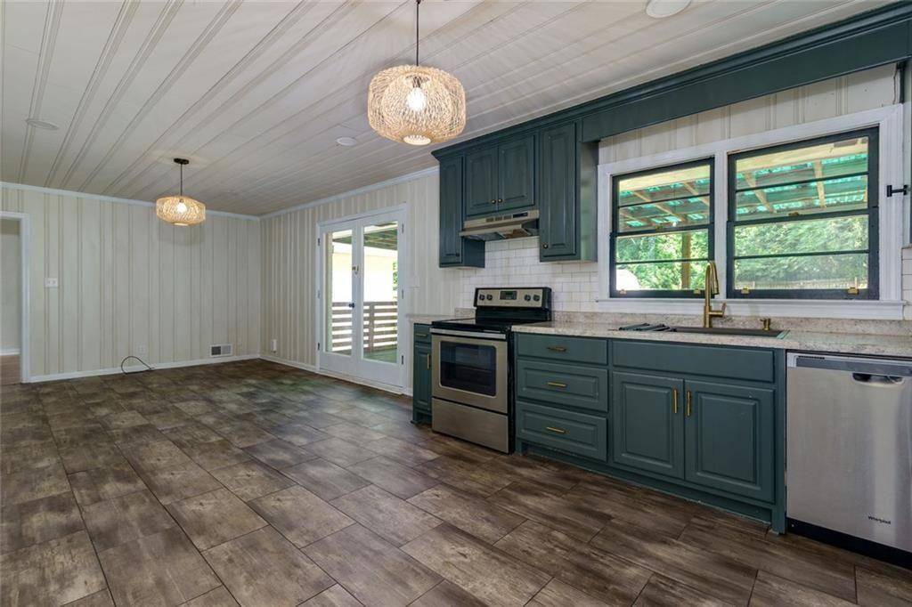 Winder, GA 30680,256 4th AVE