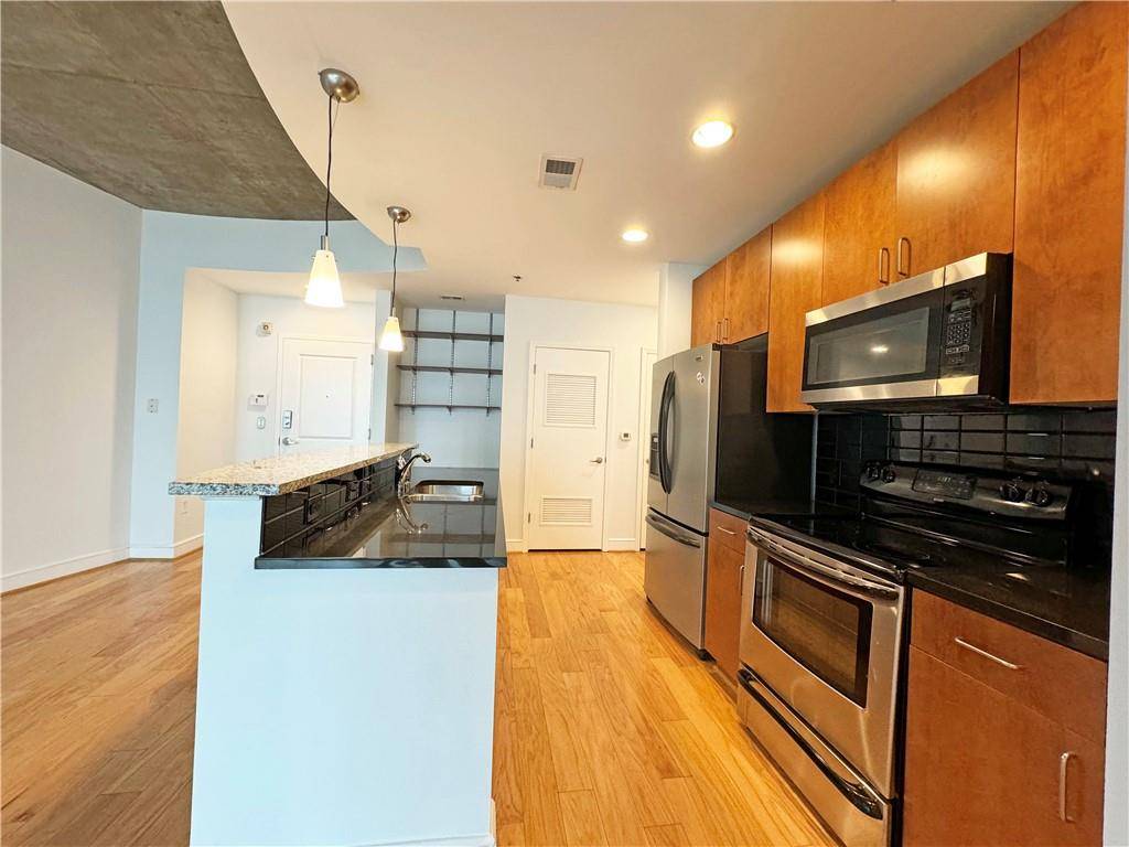 Atlanta, GA 30309,44 Peachtree Place NW #730