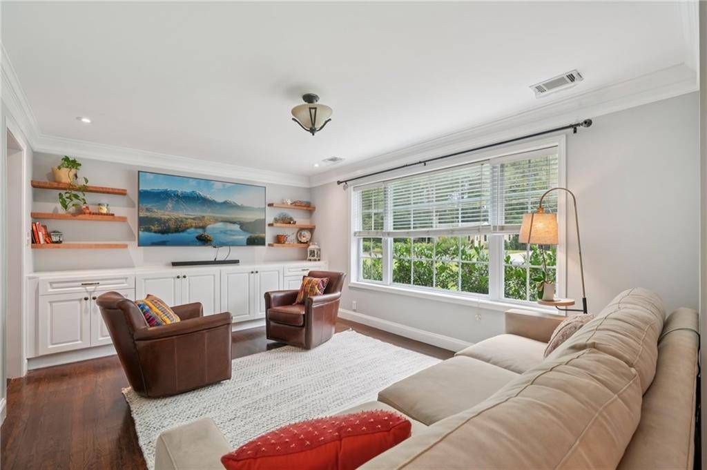 Atlanta, GA 30345,2099 Clairmont TER NE