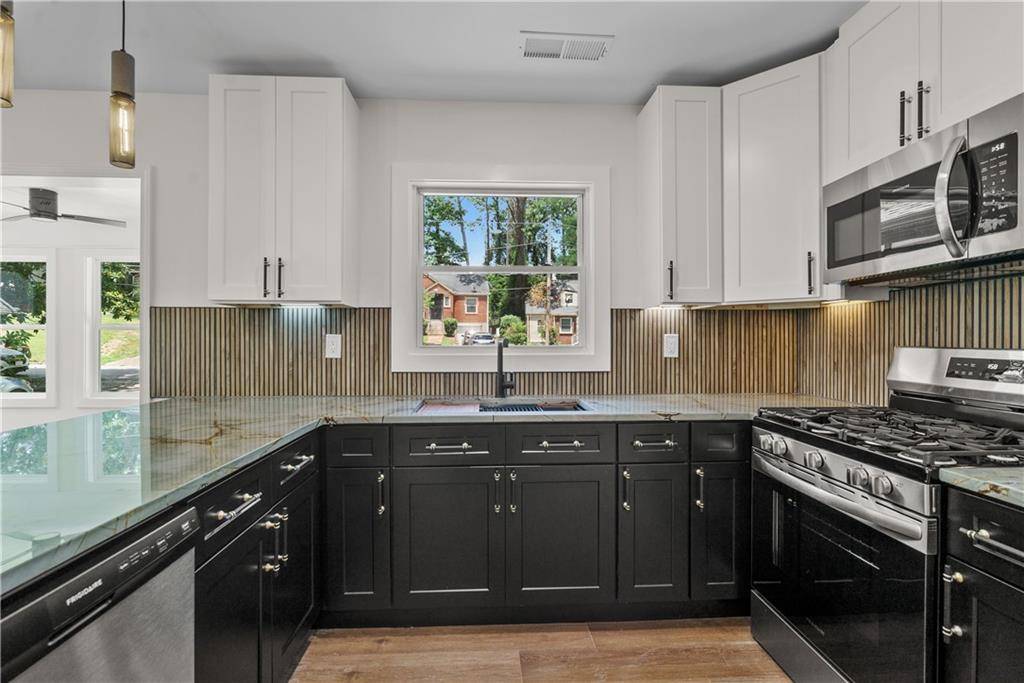 Atlanta, GA 30311,1658 Altadena PL SW