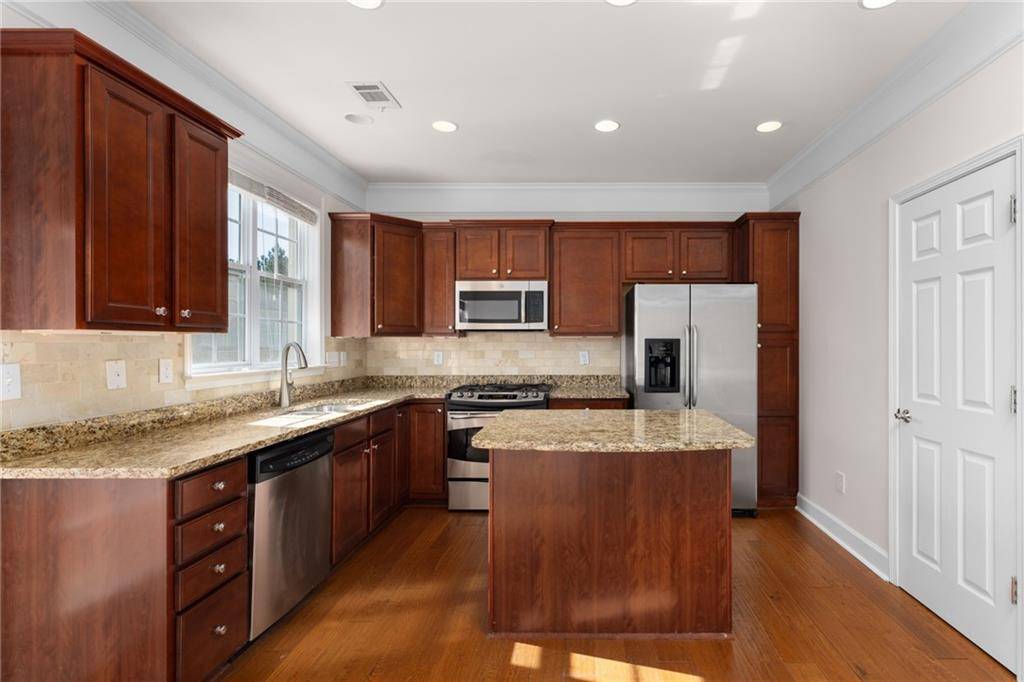 Smyrna, GA 30080,2335 Millhaven ST SE