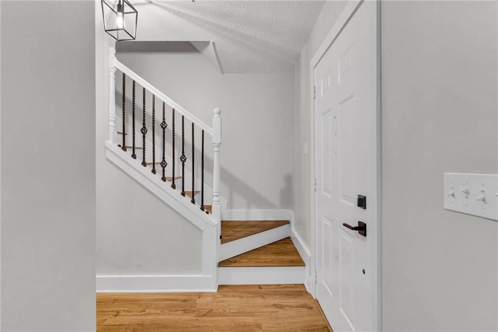 Alpharetta, GA 30022,125 Oak Bridge CT