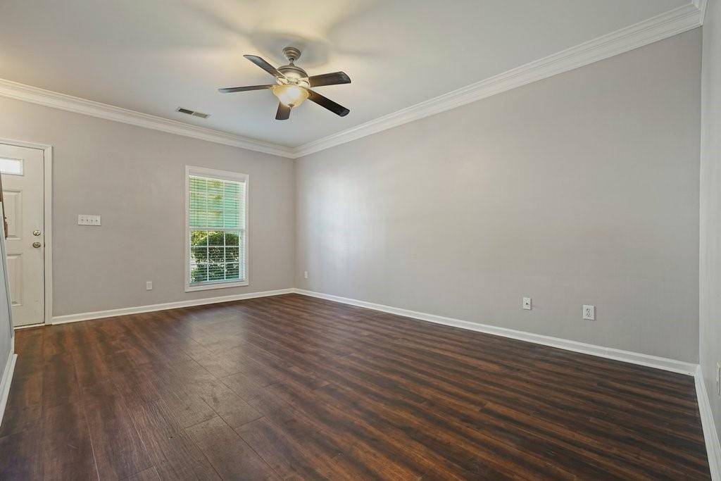 Canton, GA 30114,125 Spring Way SQ