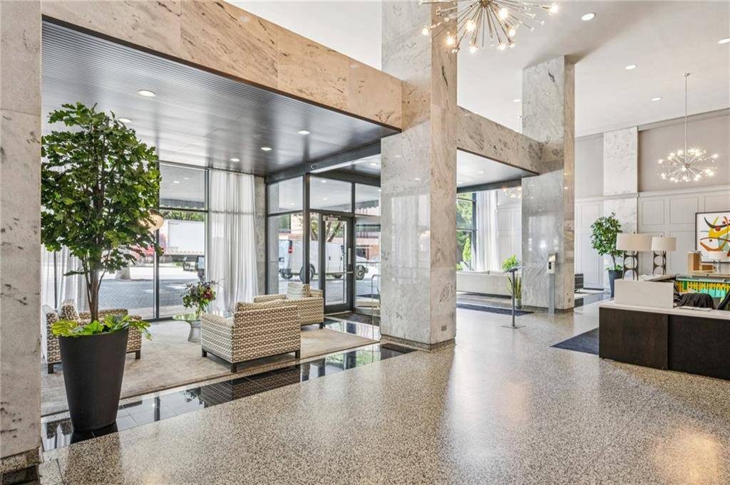 Atlanta, GA 30308,620 Peachtree ST NE #706