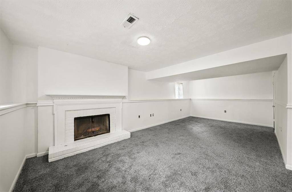 Lithonia, GA 30058,2040 Raintree PL