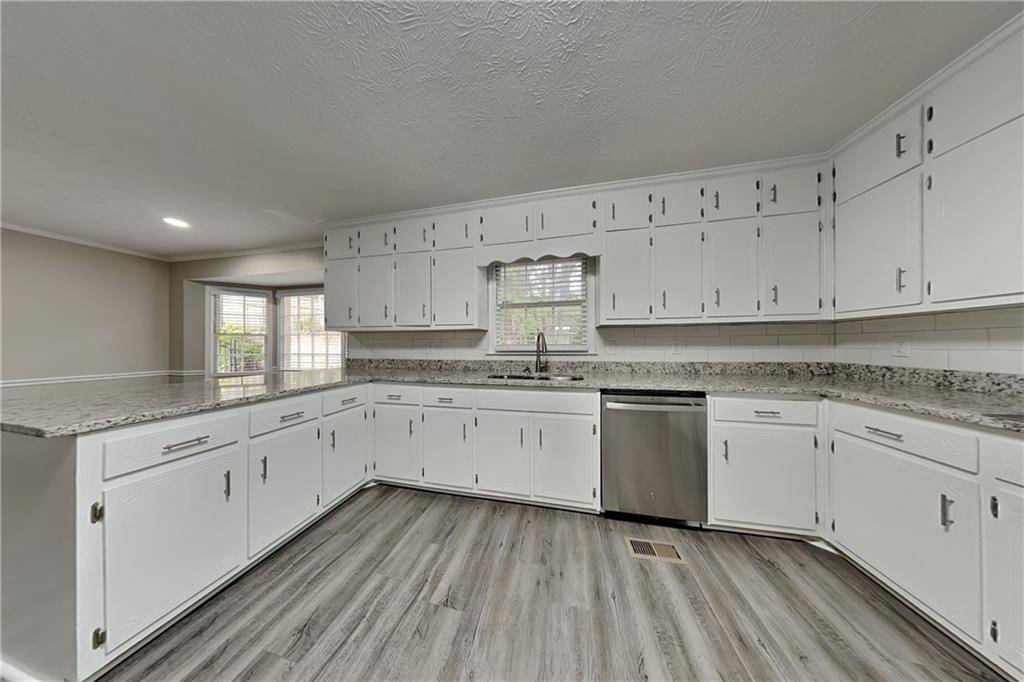 Snellville, GA 30078,1844 Skyland Glen DR