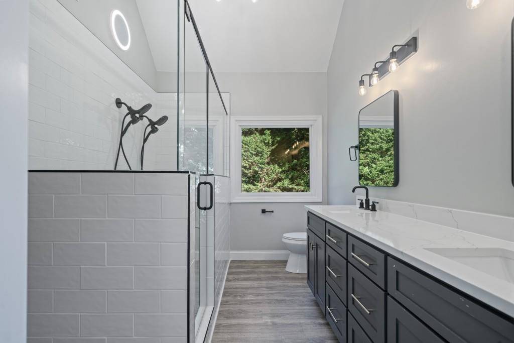 Flowery Branch, GA 30542,6002 Catamaran CT