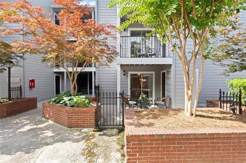 Sandy Springs, GA 30328,620 Granville CT