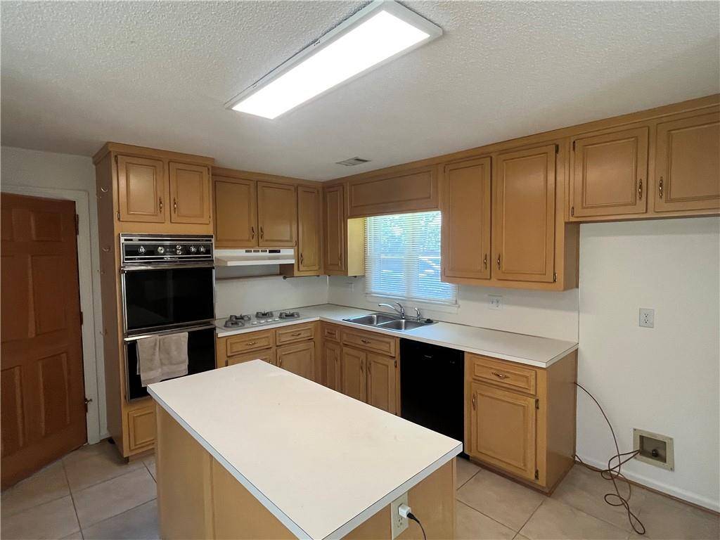 Marietta, GA 30068,972 Bridgegate DR NE