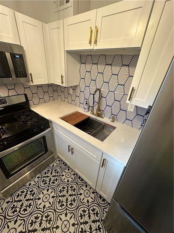 Atlanta, GA 30309,100 Biscayne DR NW #C5