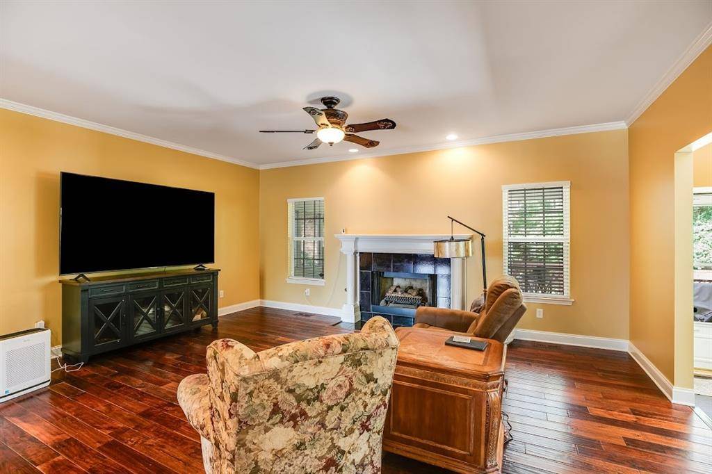 Douglasville, GA 30135,9454 Woodlawn DR