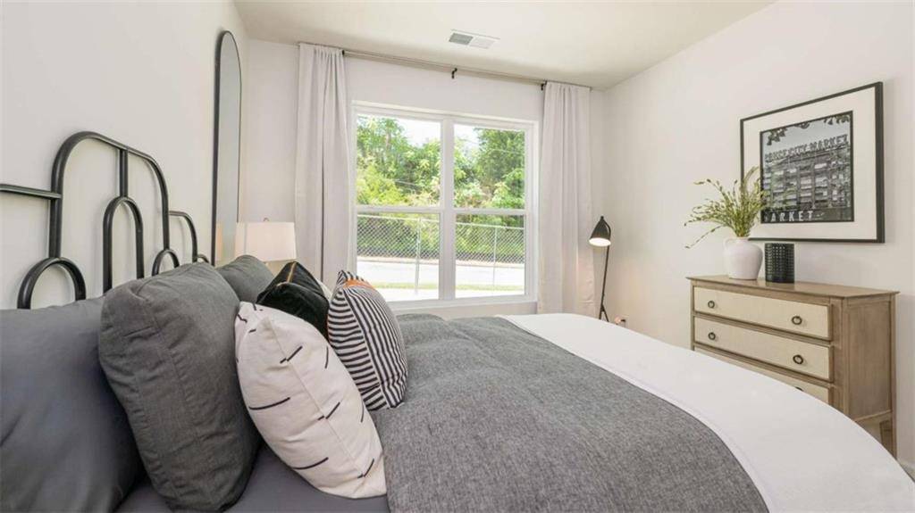 Atlanta, GA 30315,1303 Lakota PL #20