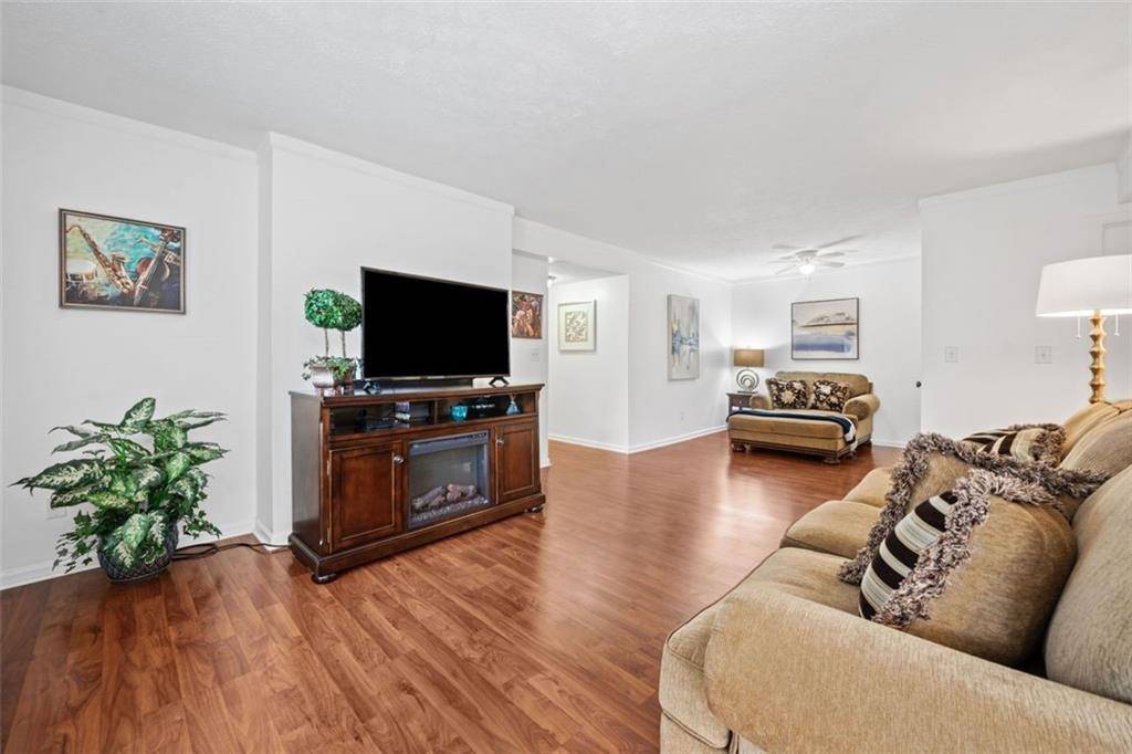 Peachtree Corners, GA 30092,102 Glenleaf DR