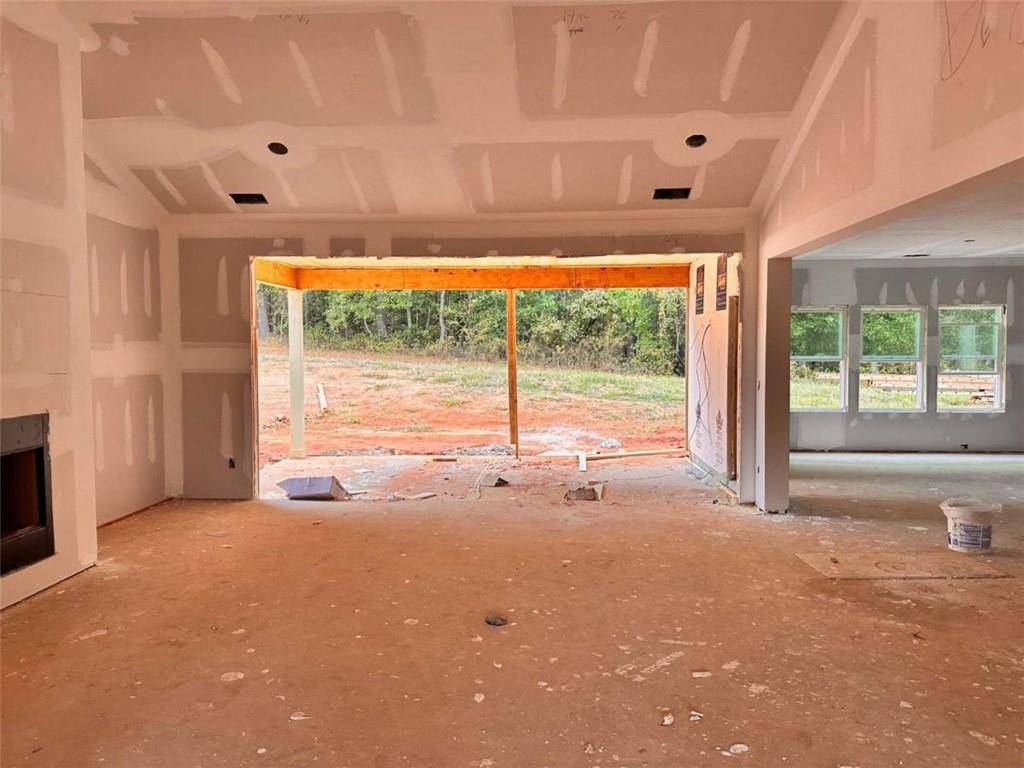 Carrollton, GA 30116,103 Red Oak LN
