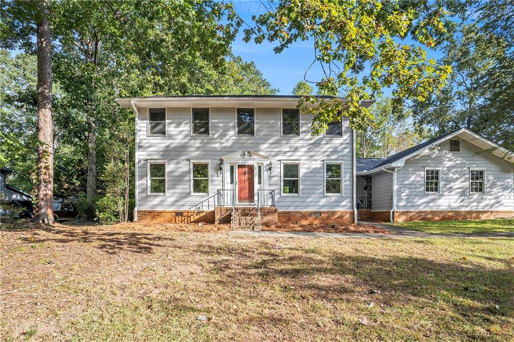 Conyers, GA 30094,864 Sweet Briar LN SE