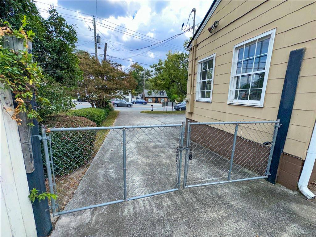 Chamblee, GA 30341,4154 Clairmont RD