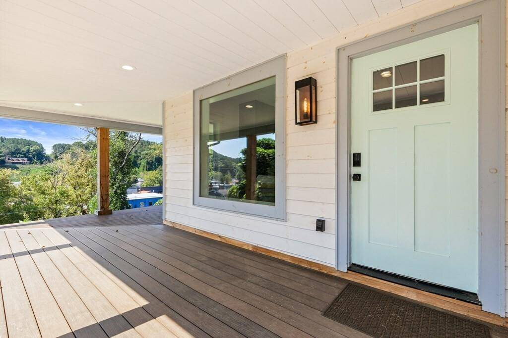 Other-tennessee, TN 37317,111 Highland ST