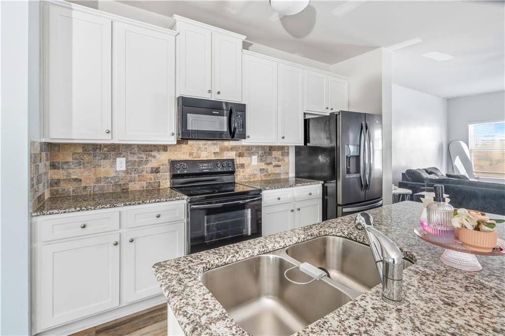 Jonesboro, GA 30238,1565 Iris WALK