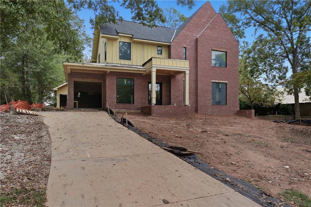 Atlanta, GA 30328,6315 N Hampton DR