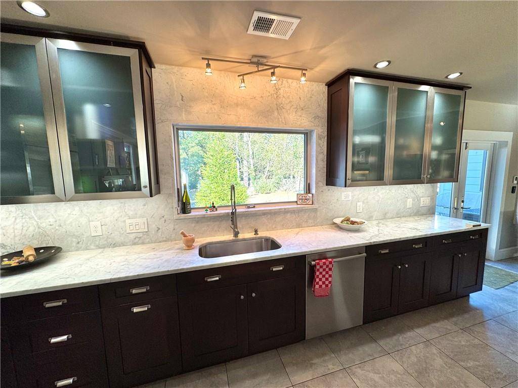 Atlanta, GA 30311,2221 Highview RD SW