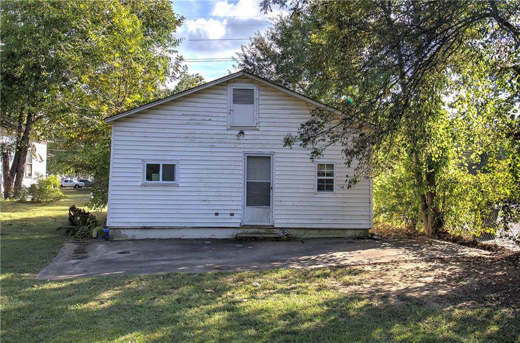 Rome, GA 30165,527 W 11th ST NE