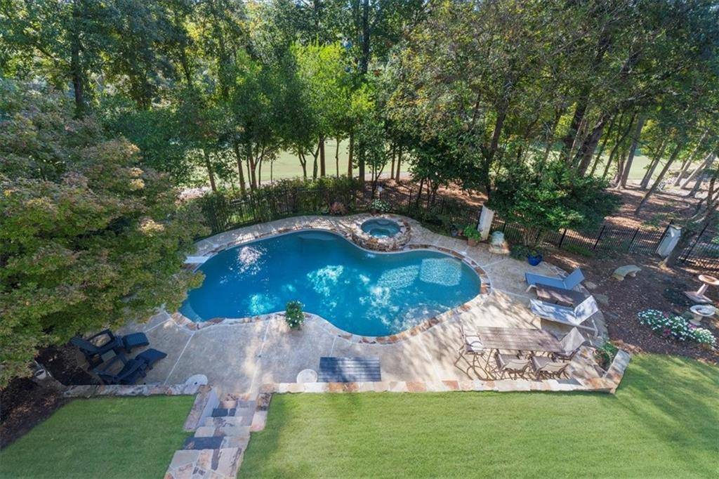 Suwanee, GA 30024,7025 Blackthorn LN