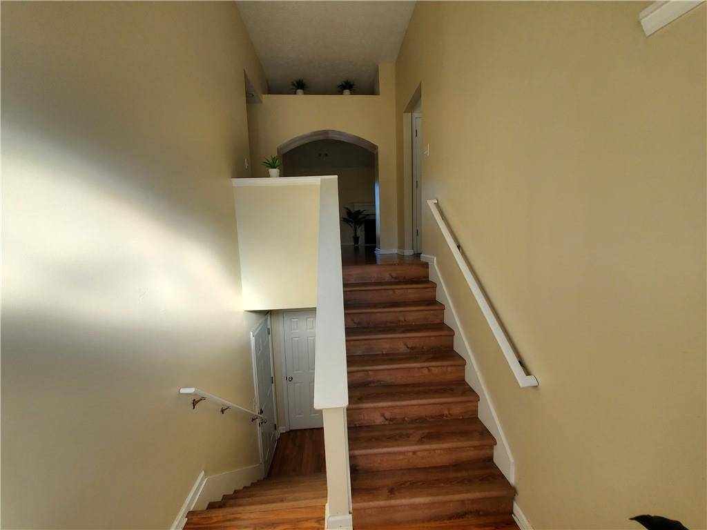 Atlanta, GA 30349,5450 Twin Lakes DR