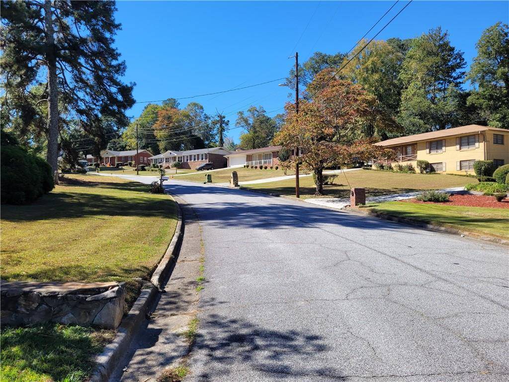 Atlanta, GA 30331,3540 Rolling Green RDG SW