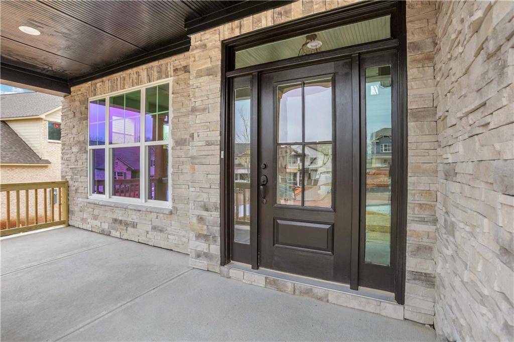 Flowery Branch, GA 30542,7044 Manchester DR