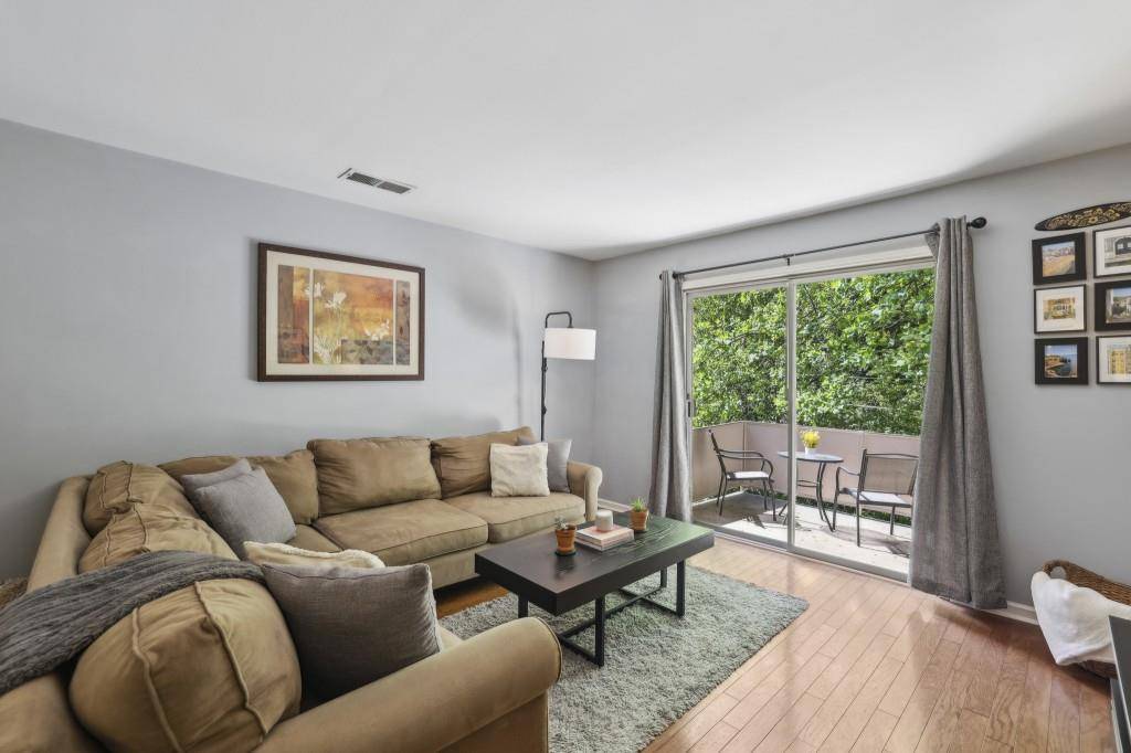 Atlanta, GA 30342,5400 Roswell #H5