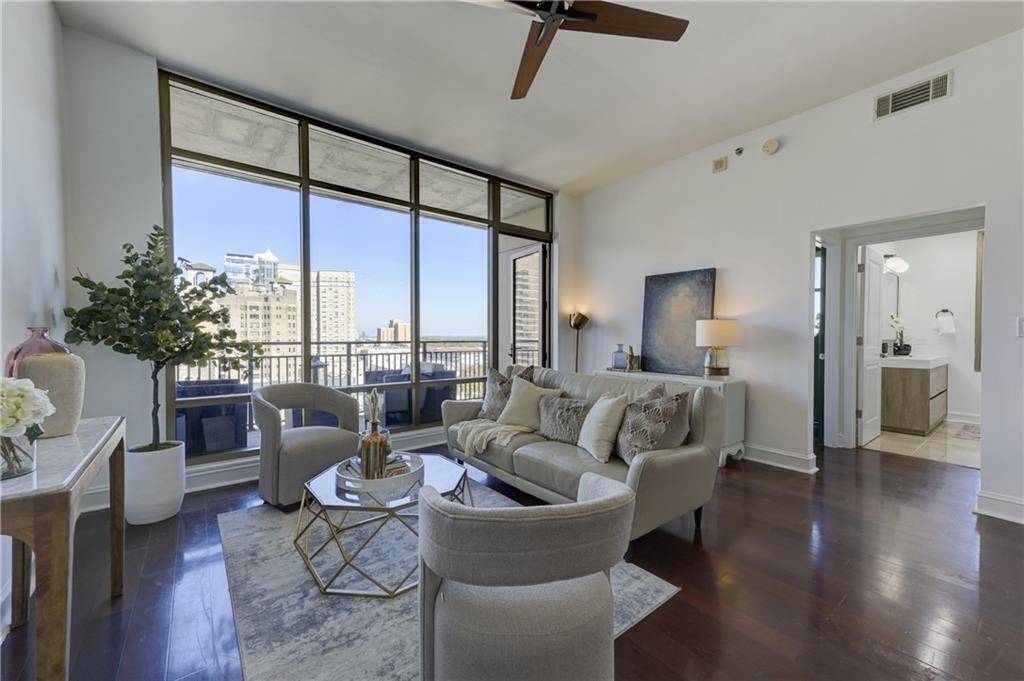 Atlanta, GA 30308,565 Peachtree ST NE #1101