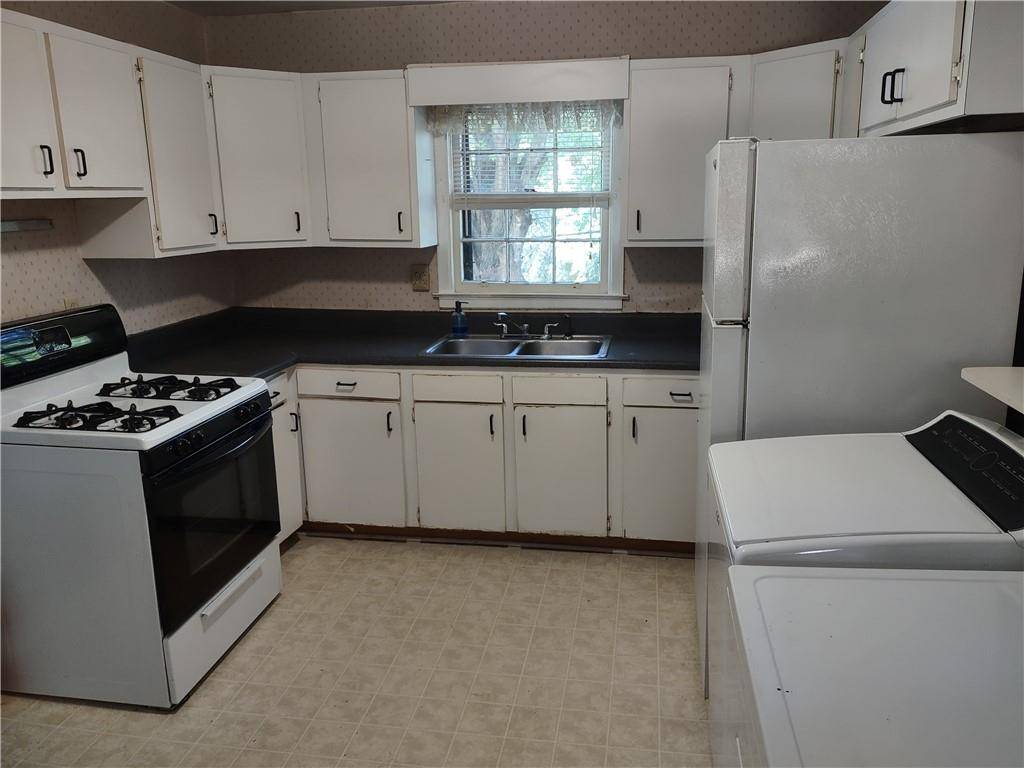 Atlanta, GA 30329,1687 Beacon Hill BLVD NE